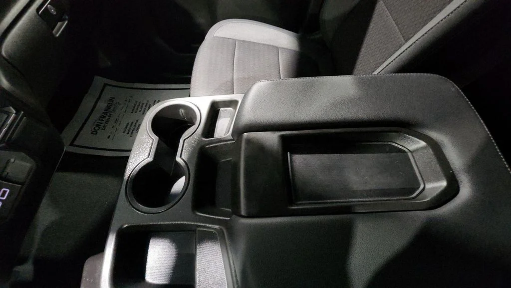 Used 2022 Gray Chevrolet LT image 27