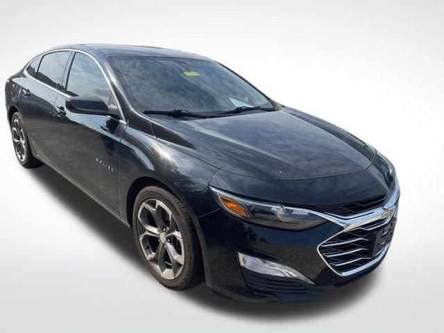 Used 2020 Black Chevrolet LT image 10