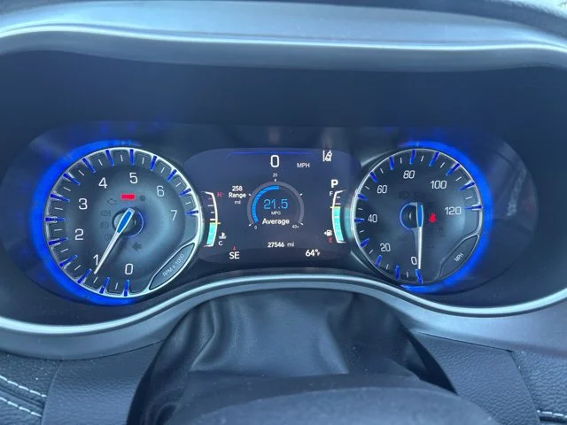 Used 2021 Ocean Blue Metallic Chrysler Touring image 17