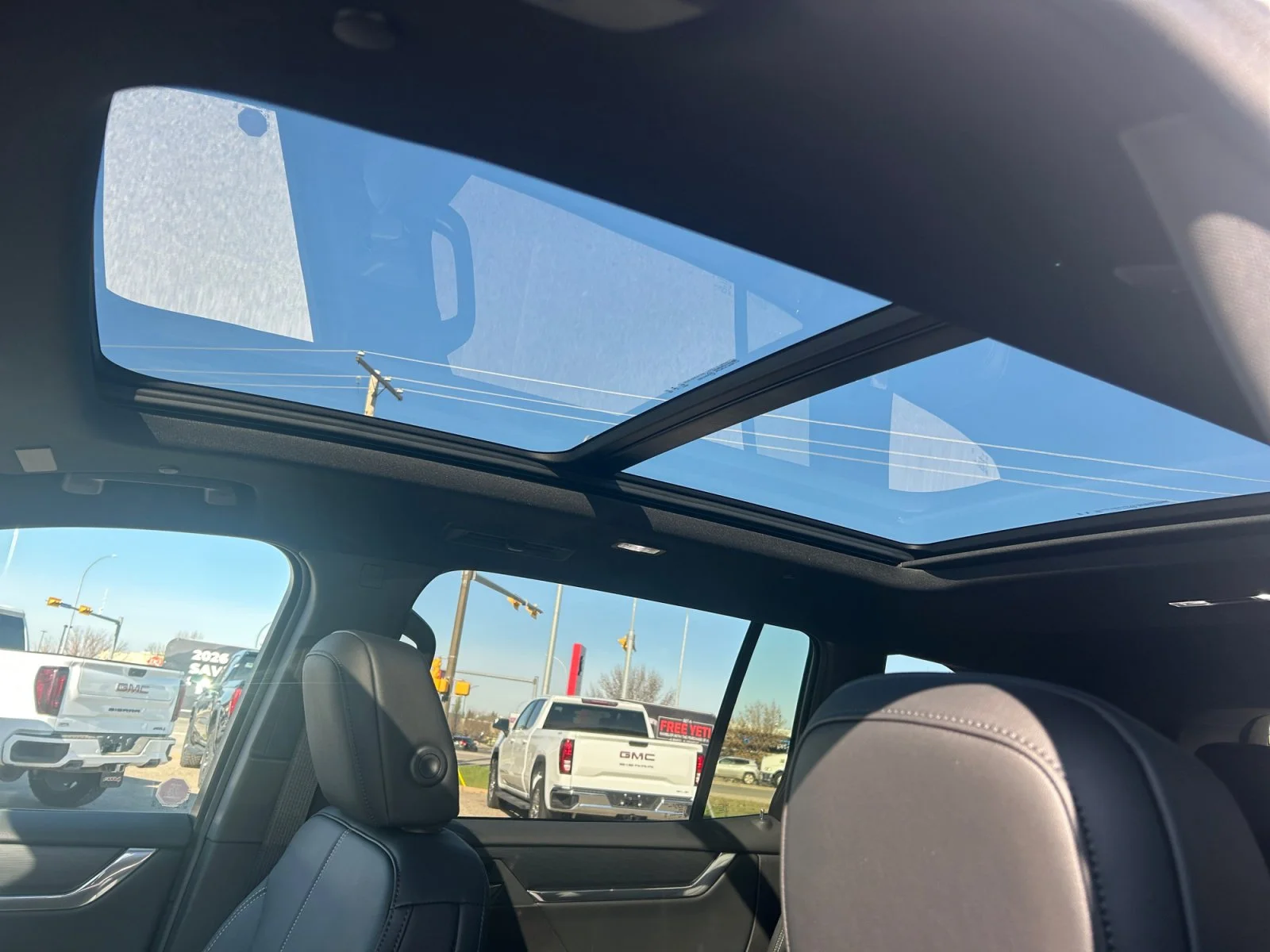 New 2026 Summit White GMC Elevation AWD image 18