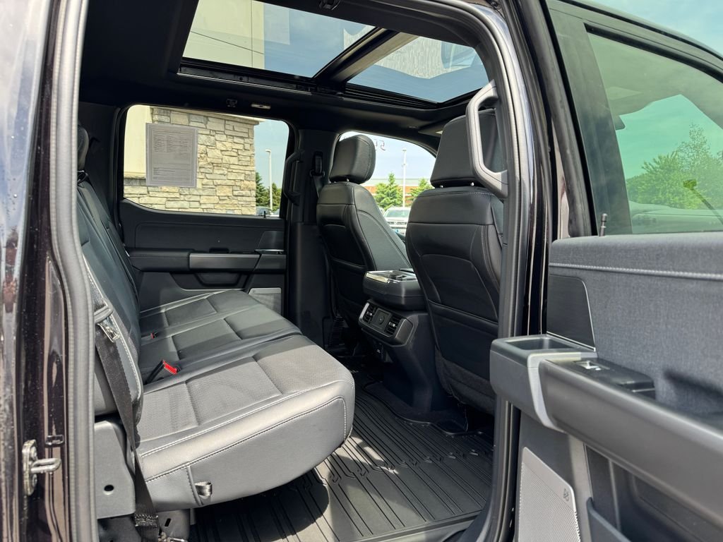 2025 Ford F-150 Lariat - Photo 12