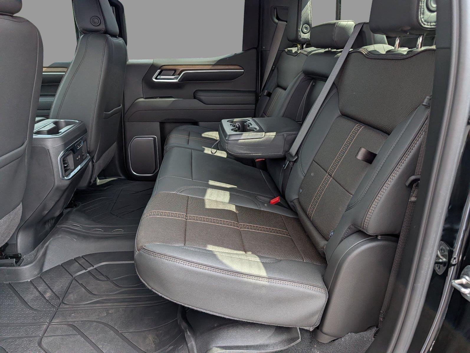 New 2026 Black Chevrolet High Country image 34
