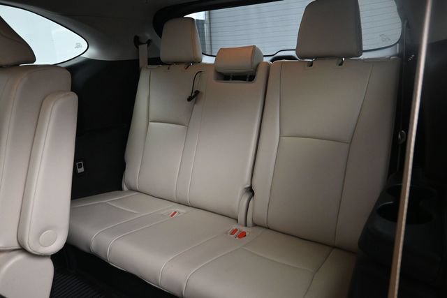 Used 2022 Ruby Flare Pearl Toyota XLE image 23