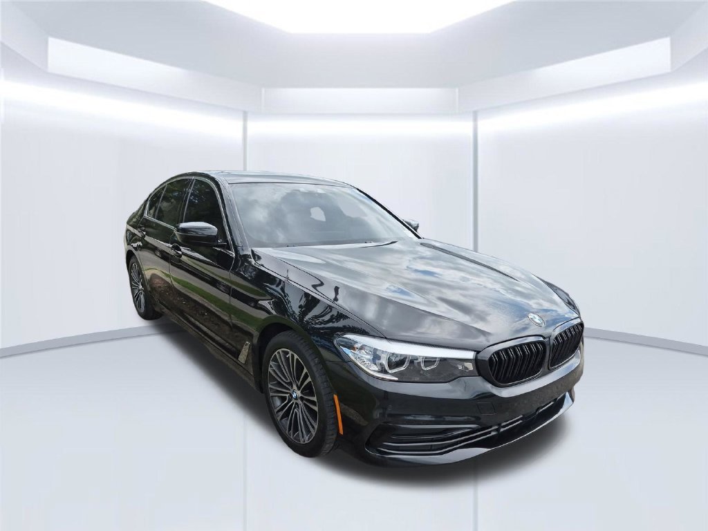 Used 2019 Black BMW 530i xDrive image 3