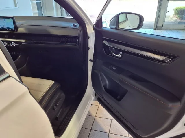 2025 Honda CR-V Sport Touring - Photo 26