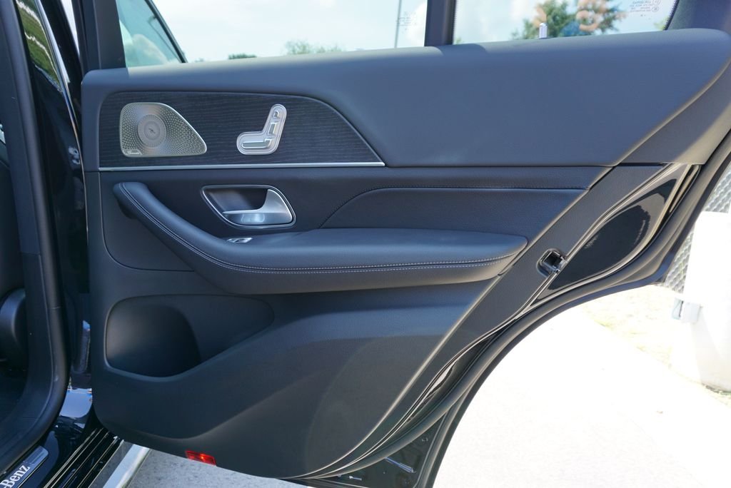 Used 2026 Obsidian Black Metallic Mercedes-Benz GLE 350 image 56