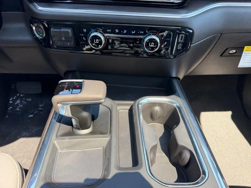2026 GMC Sierra 1500 SLT - Photo 15