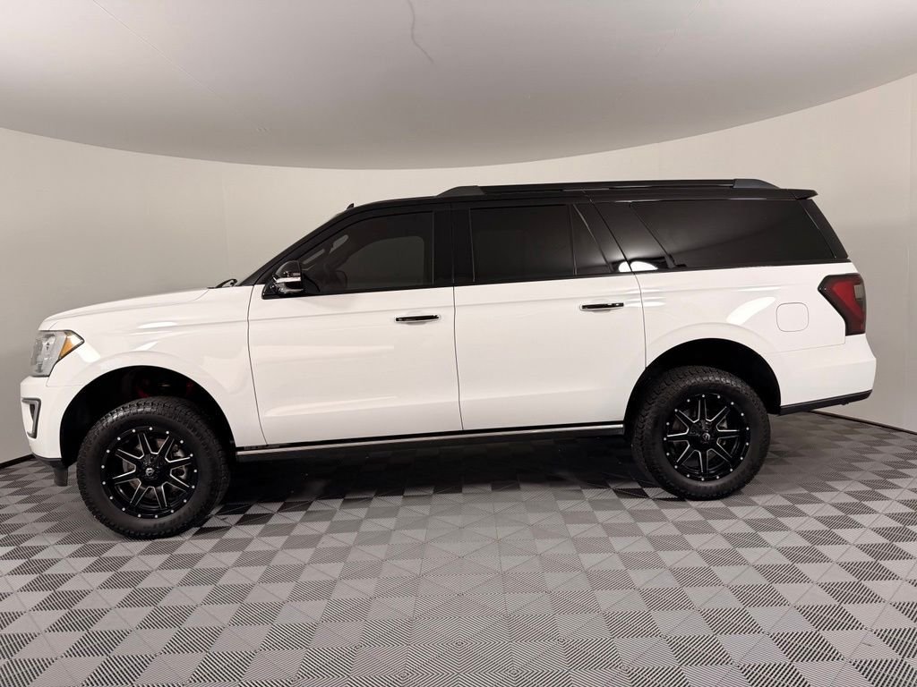 Used 2019 White Ford Limited image 12