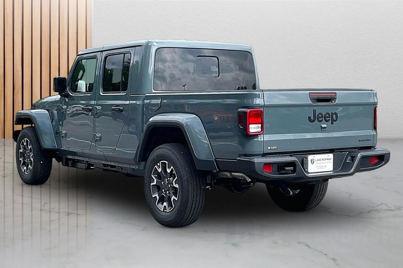 New 2026 Anvil Clear-Coat Exterior Paint Jeep Sahara image 7
