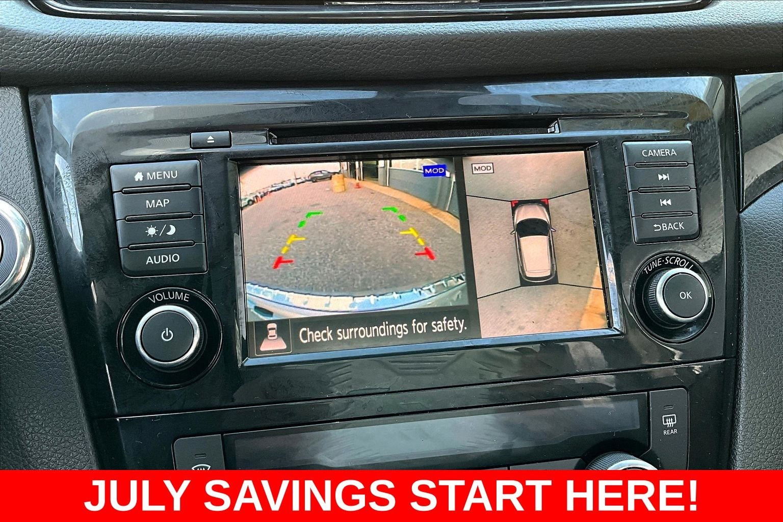 Used 2022 Silver Nissan SL image 18