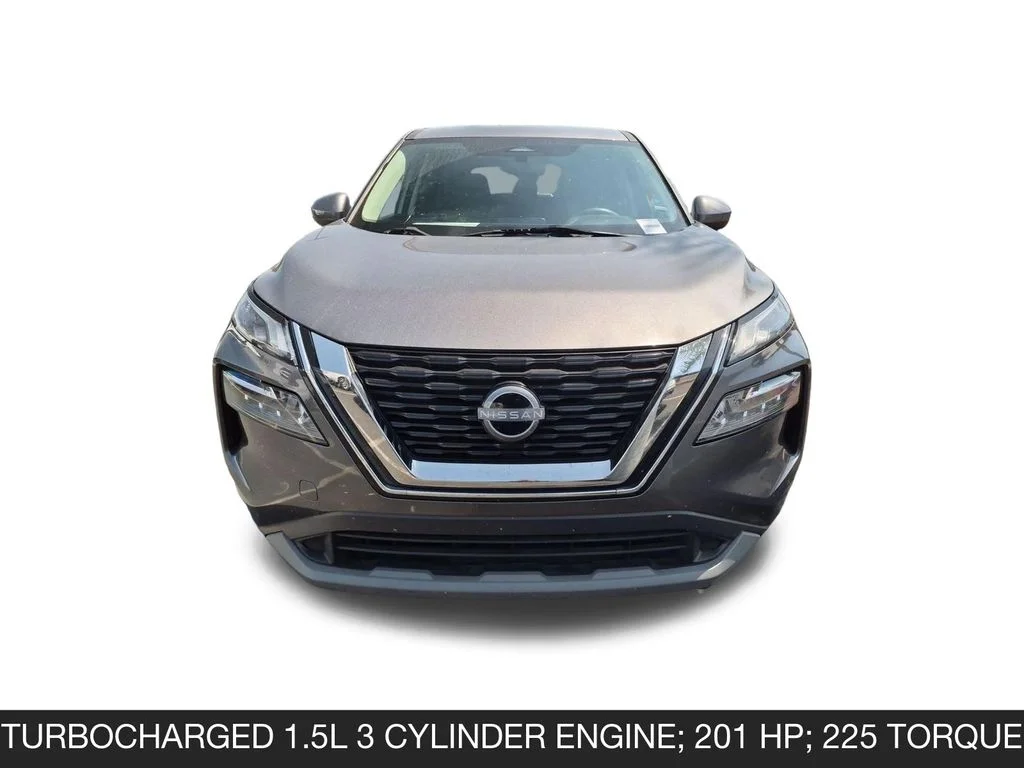 Used 2023 Gray Nissan SV image 5