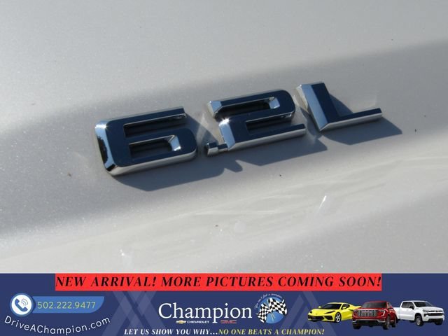 Certified Used 2025 Iridescent Pearl Tricoat Chevrolet High Country image 9