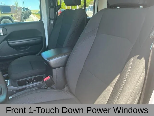 Used 2021 White Jeep Willys image 18