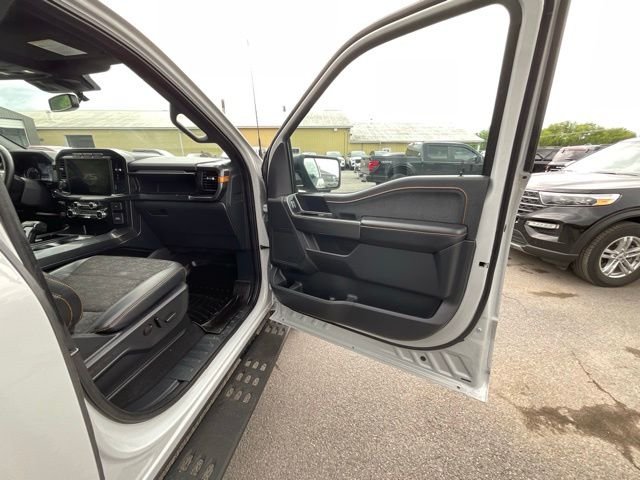 Used 2023 White Ford Tremor image 16
