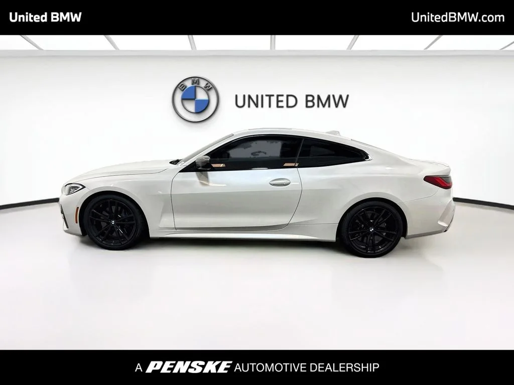 Used 2022 White Metallic BMW M440i image 8