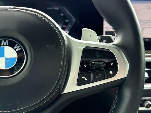 Used 2025 Black Sapphire Me BMW M60i image 21