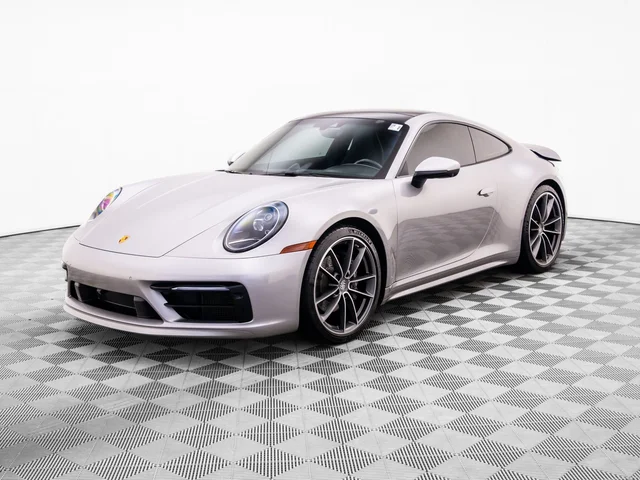 2022 Porsche 911 Carrera 4
