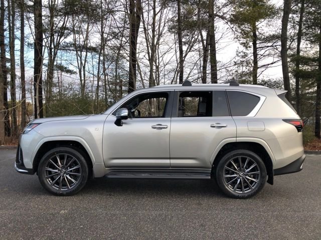 2026 Lexus LX 600 F-Sport - Photo 6