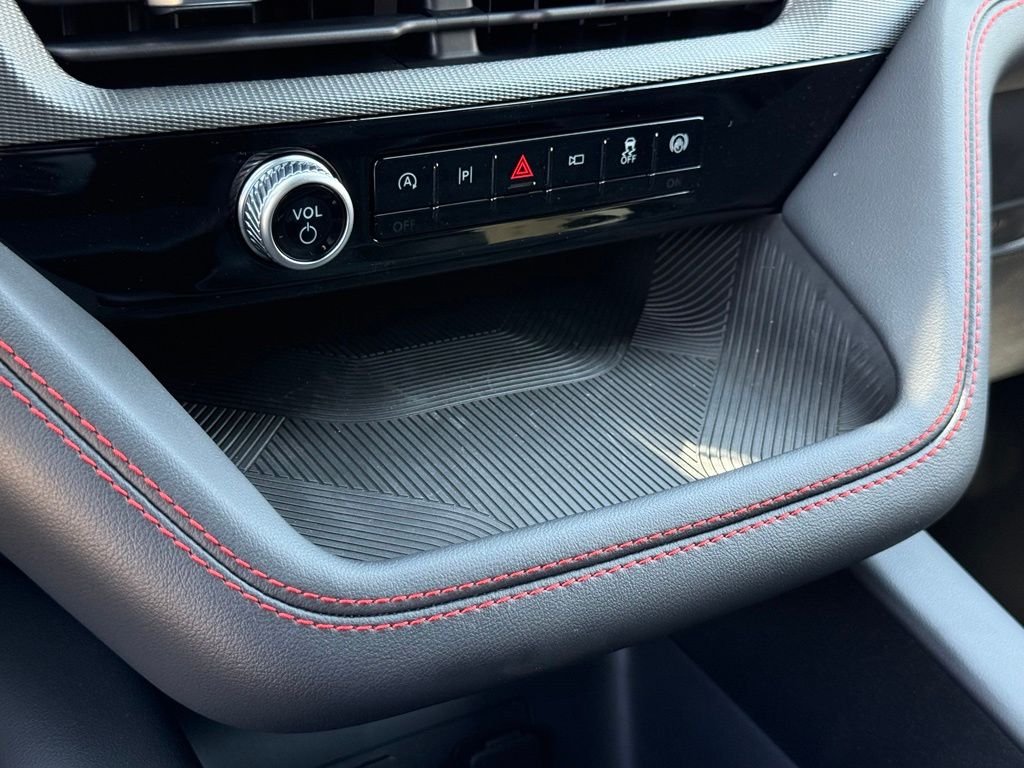 New 2026 Carbonized Gray Metallic Ford ST-Line image 11