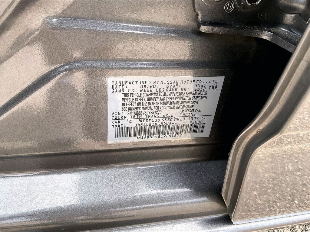 Used 2020 Gray Nissan S image 33