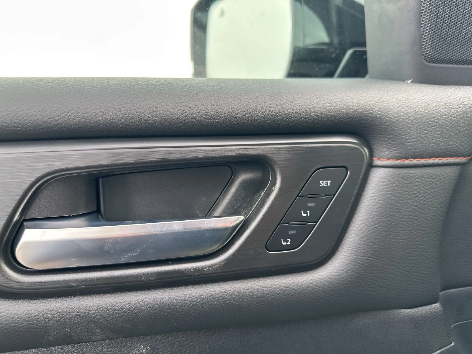 2026 Nissan Armada PRO-4X - Photo 21