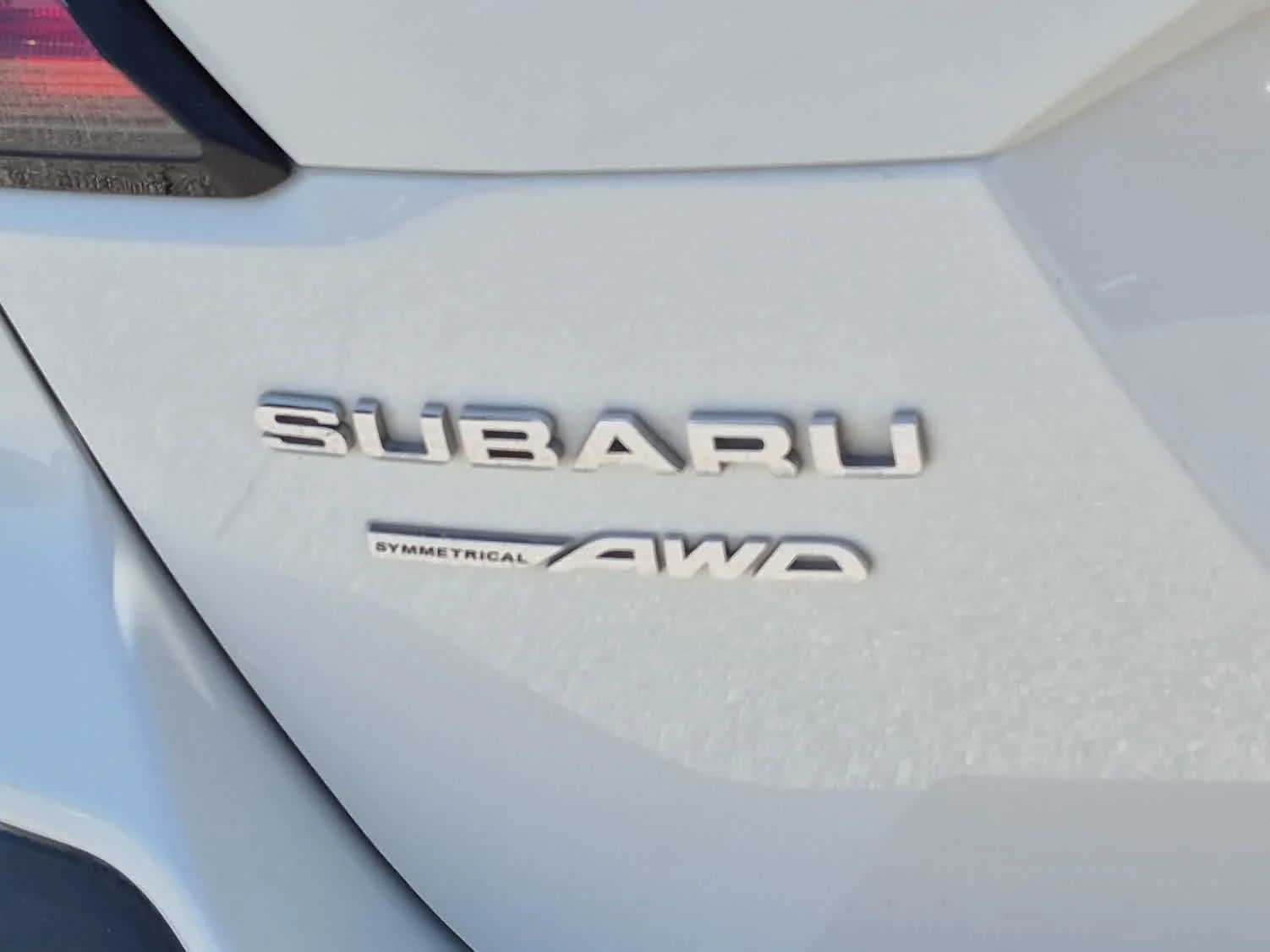 Used 2020 Crystal White Pearl Subaru Premium image 9