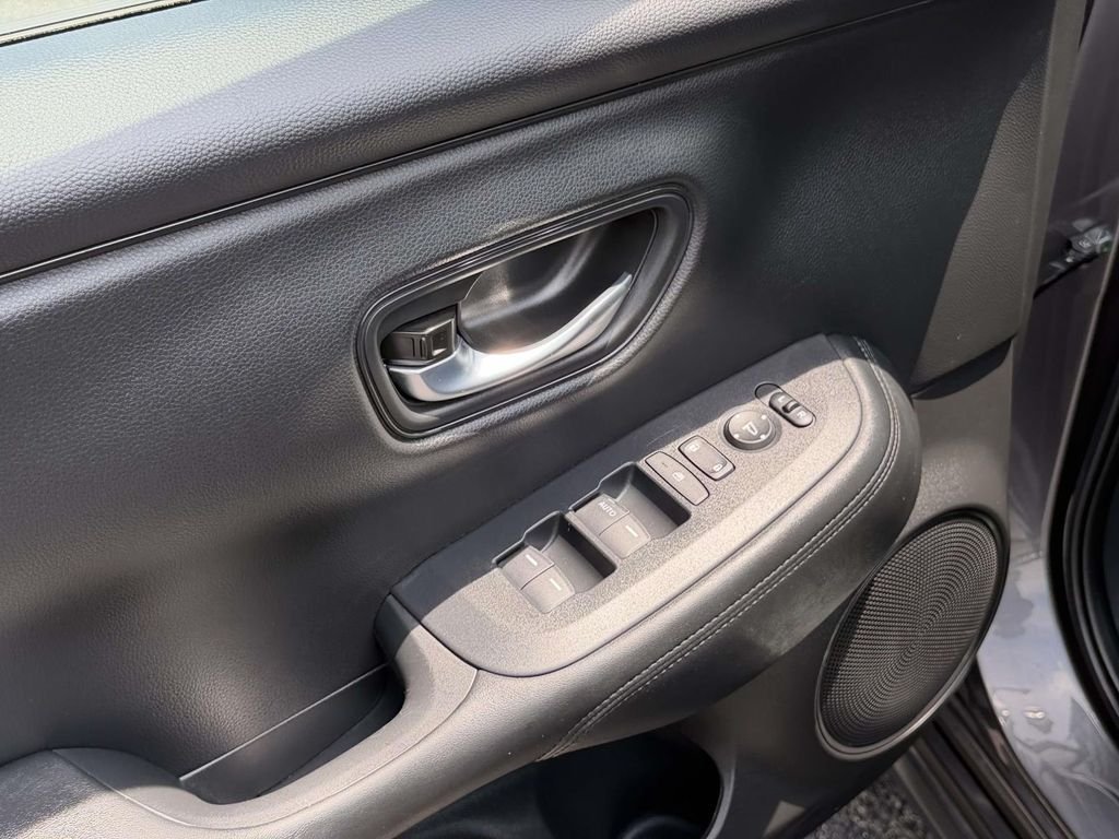 Used 2025 Gray Honda LX image 18