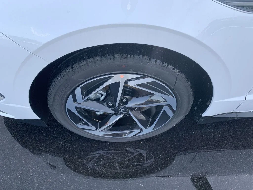 New 2026 White Hyundai SEL Sport image 10