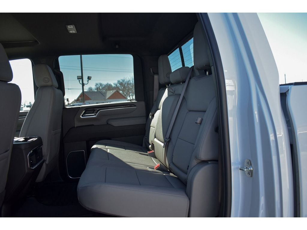 2025 Chevrolet Silverado 3500 HD LTZ - Photo 36