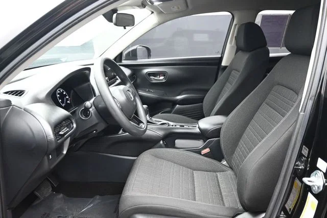 Used 2025 Black Honda LX image 6
