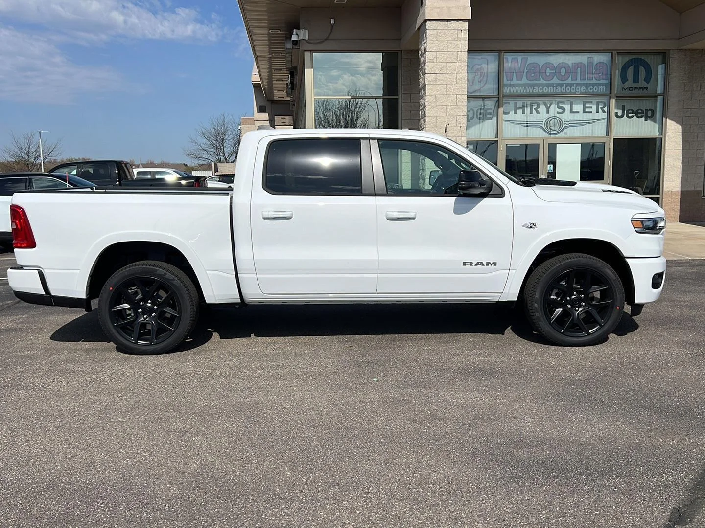 New 2026 Bright White Clear-Coat Exterior Paint RAM Laramie image 8