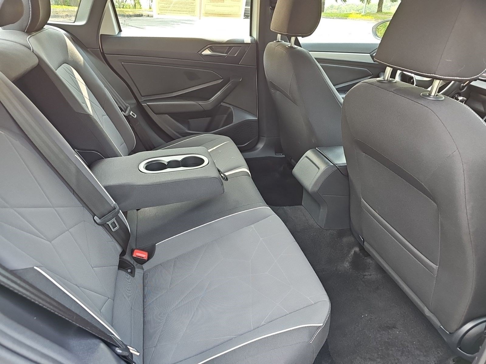 Used 2025 White Volkswagen Sport image 14