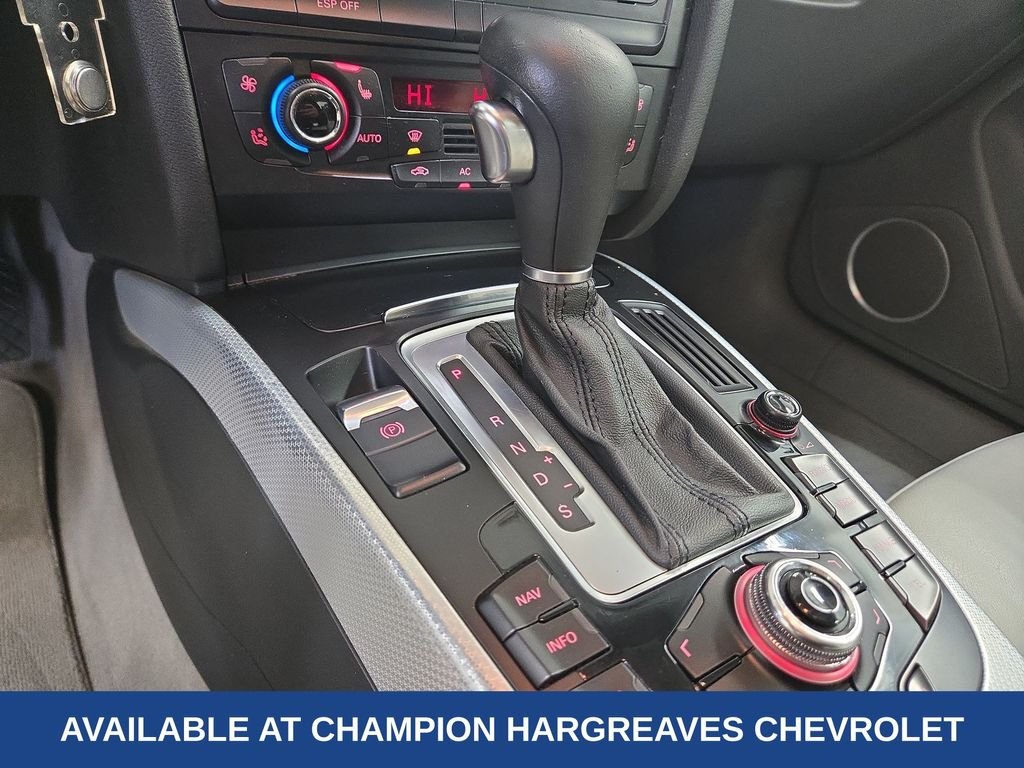 Used 2010 Aruba Blue Pearl Effect Audi 2.0T Prestige image 21