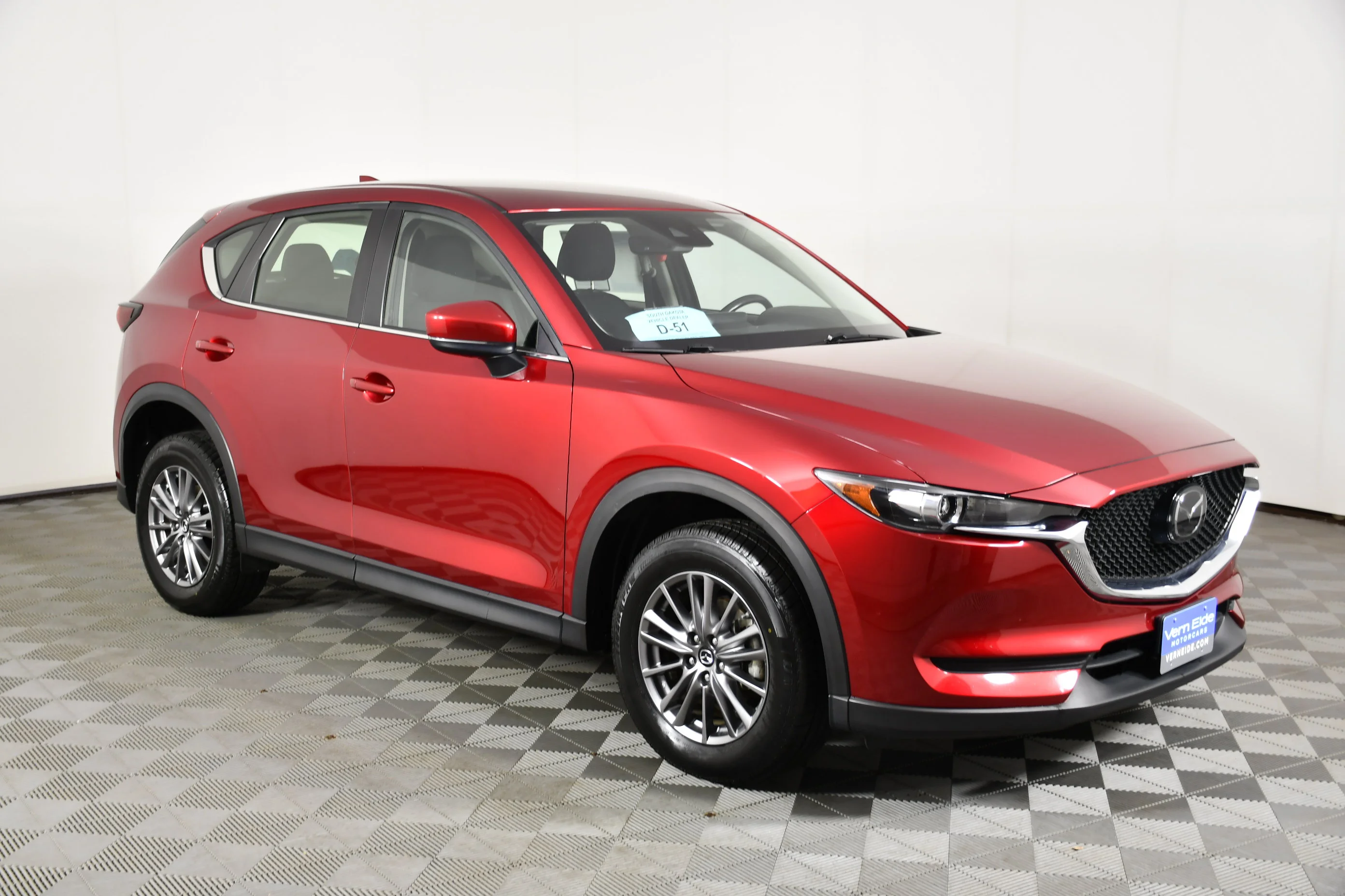 Used 2018 Soul Red Crystal Metallic Mazda Sport image 4