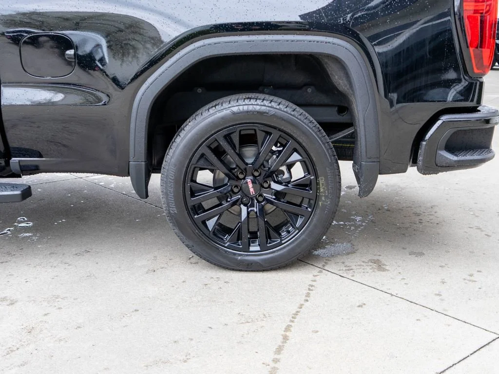 New 2026 Onyx Black GMC Elevation image 29