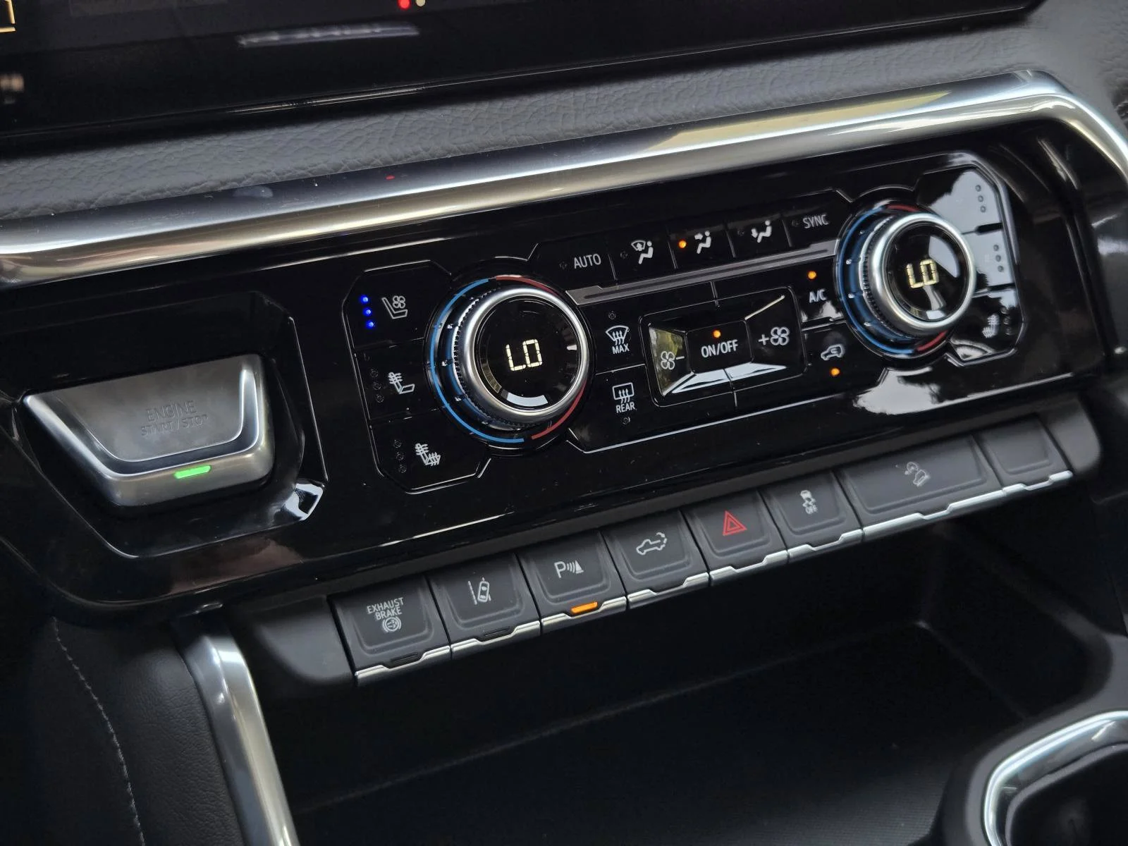 2026 GMC Sierra 2500HD Denali - Photo 13