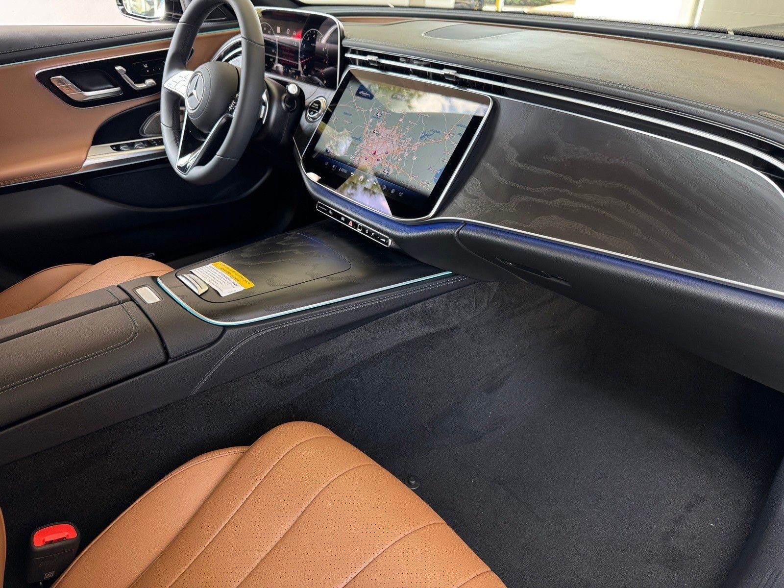 New 2026 Graphite Grey Metallic Mercedes-Benz E 350 image 15
