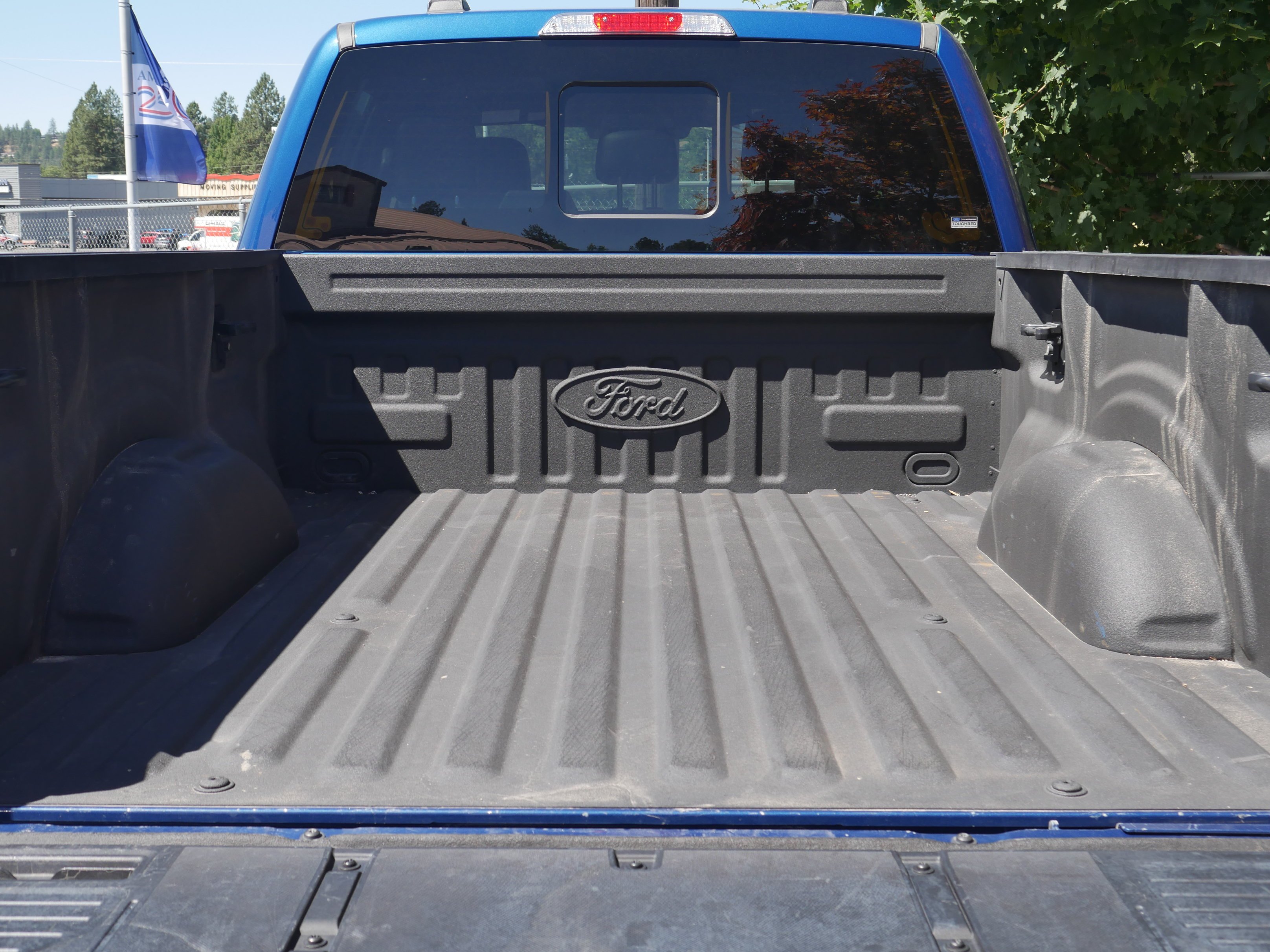 Certified Used 2023 Atlas Blue Metallic Ford LARIAT image 27
