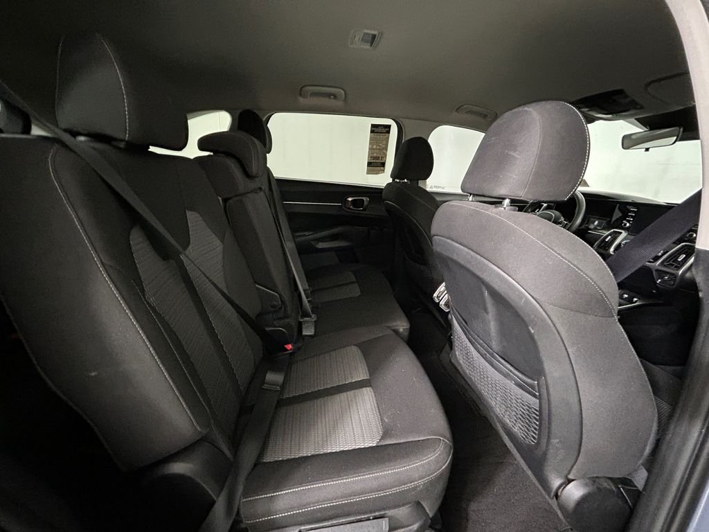 Used 2022 Silver Kia LX image 17