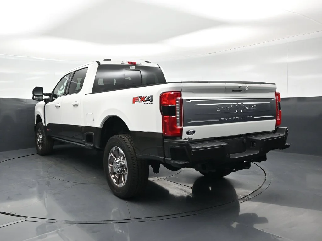 Used 2025 White Ford King Ranch image 7