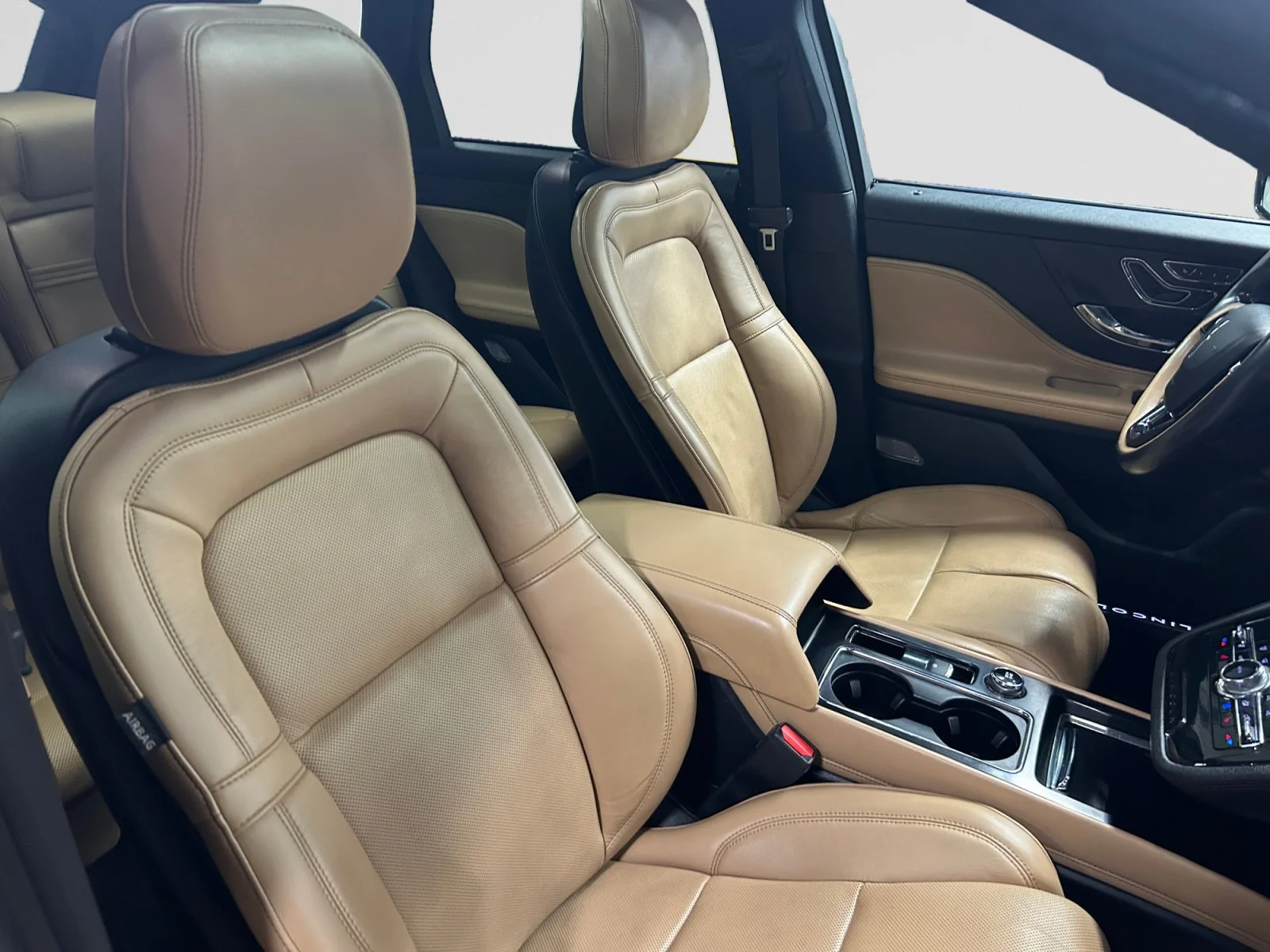 Used 2021 BLACK Lincoln RESERVE AWD image 12
