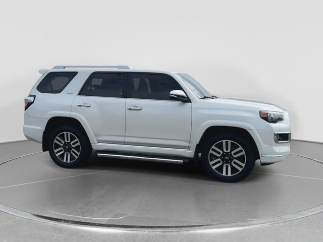 Used 2018 Blizzard Pearl Toyota Limited image 9