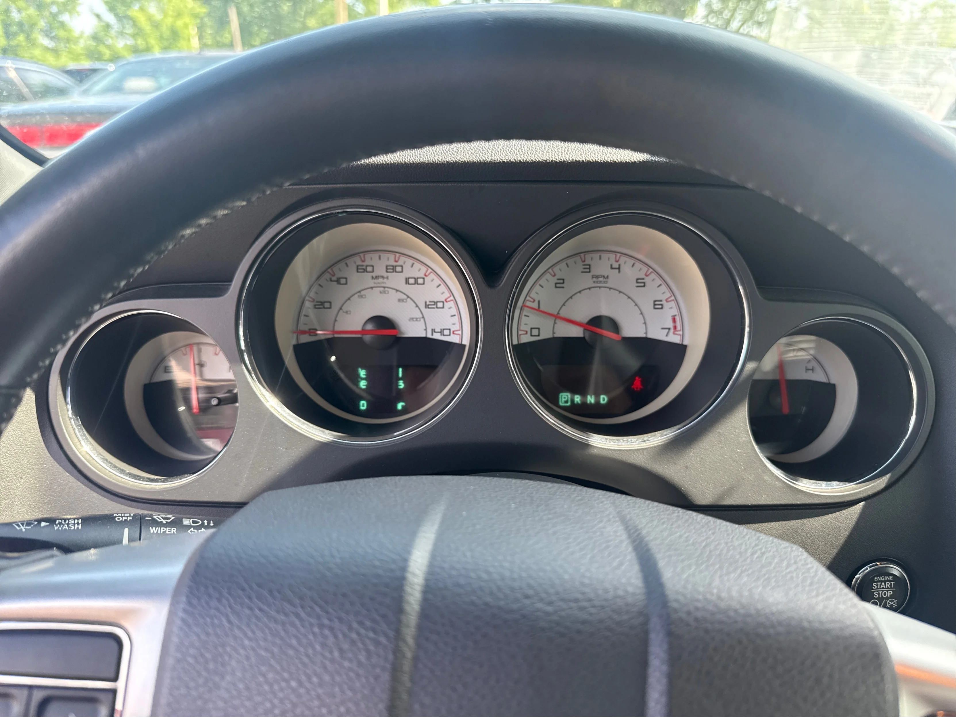 Used 2014 Gray Dodge SXT image 16
