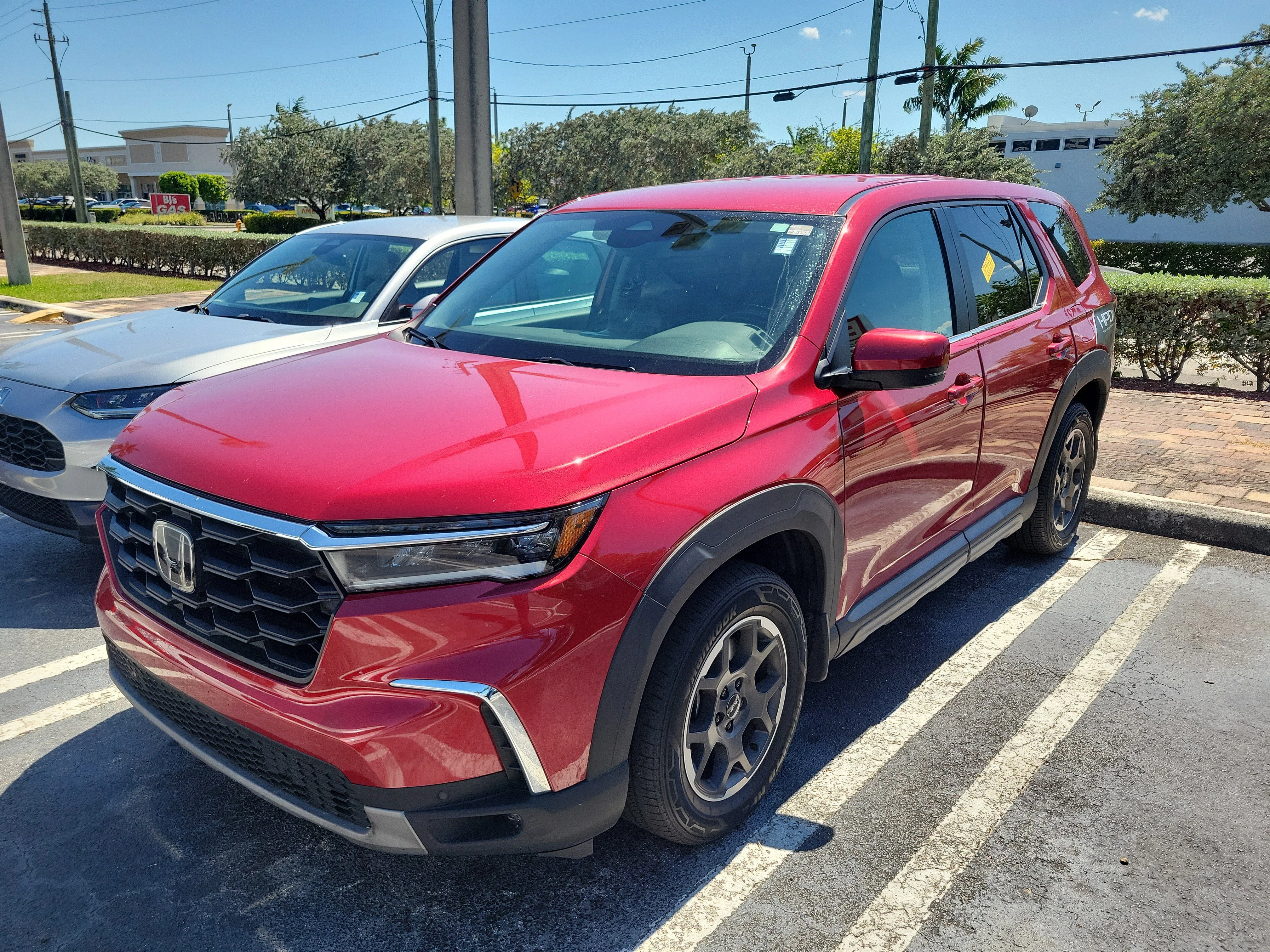2024 Honda Pilot EX-L 7-Occupant 2WD's photo