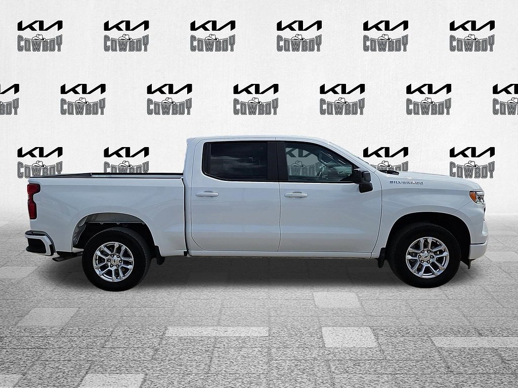 Used 2026  Chevrolet RST image 8