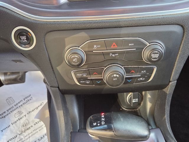Used 2015 Silver Dodge SE image 20
