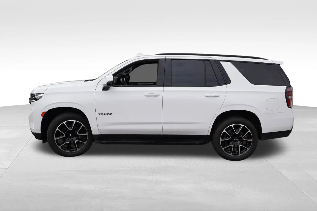 Used 2022 Summit White Chevrolet RST image 9