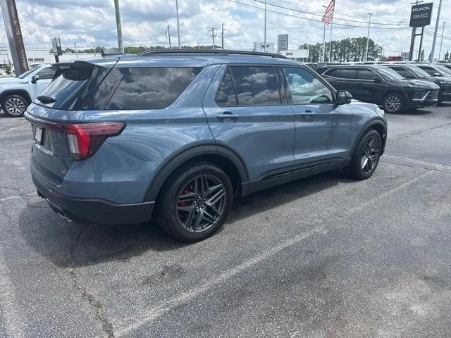 Used 2025 Blue Ford ST image 10