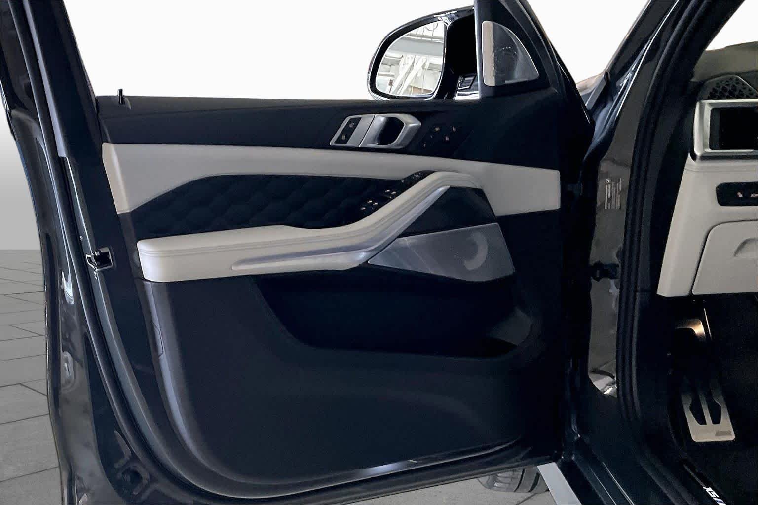 New 2026 Dravit Grey Metallic BMW Competition image 10