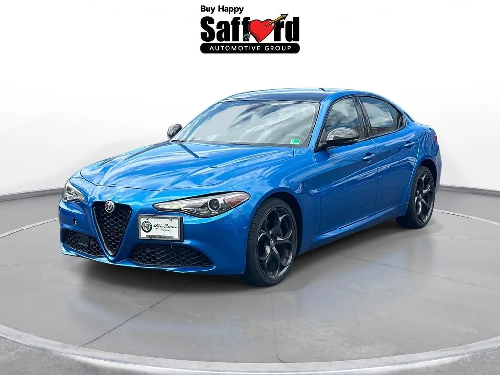 2019 Alfa Romeo Giulia 2.0 Auto AWD's photo
